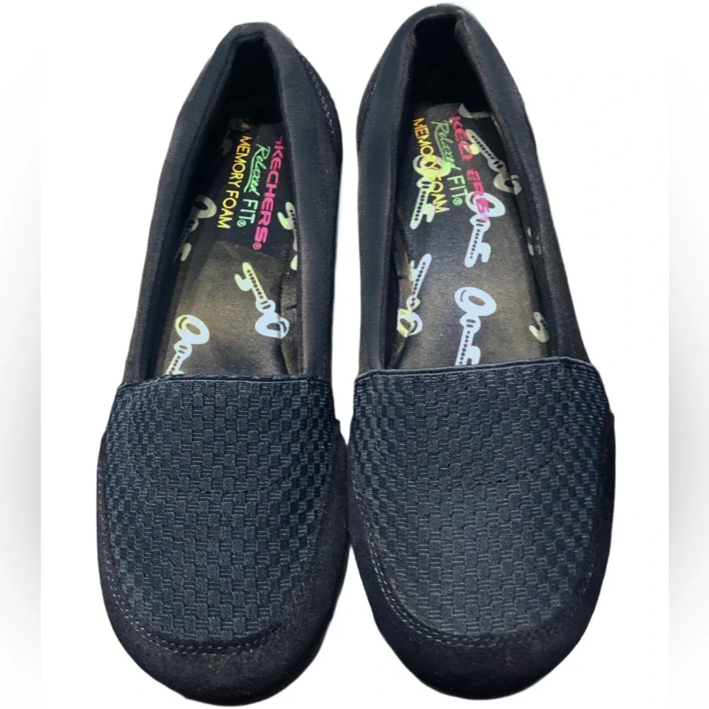 Skechers Women's Navy Relaxed Fit Slip-On Loafers Size 7.5